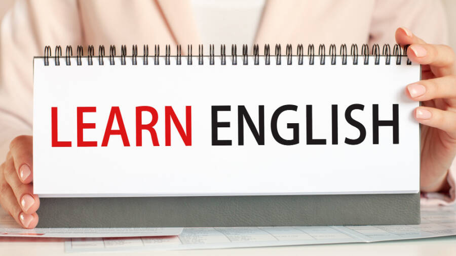 Les niveaux CECRL d'anglais : le niveau C correspond aux élèves qui ont une connaissance approfondie de l’Anglais, à l’écrit comme à l’oral