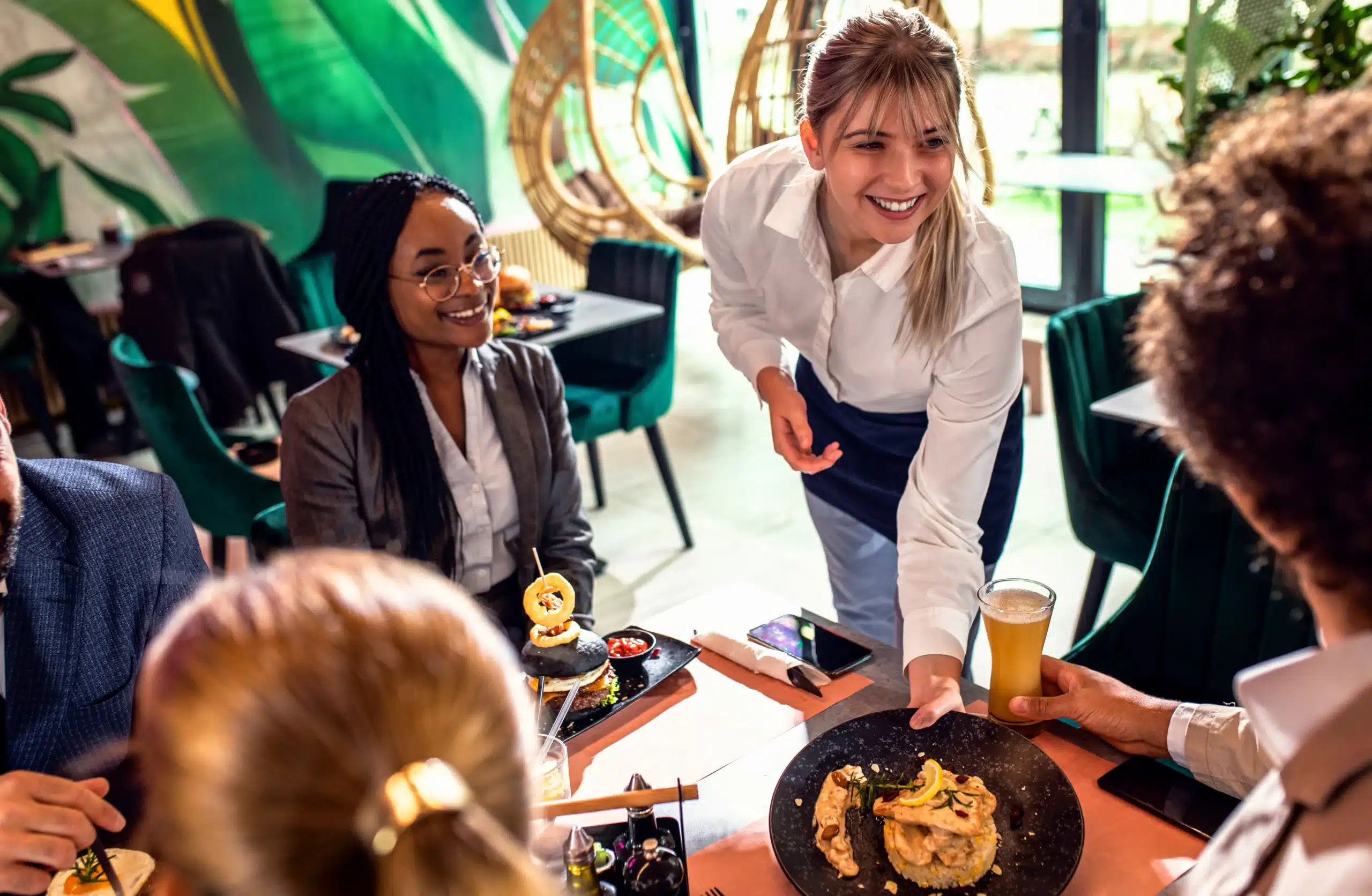 Accueillir une clientèle internationale en restaurant