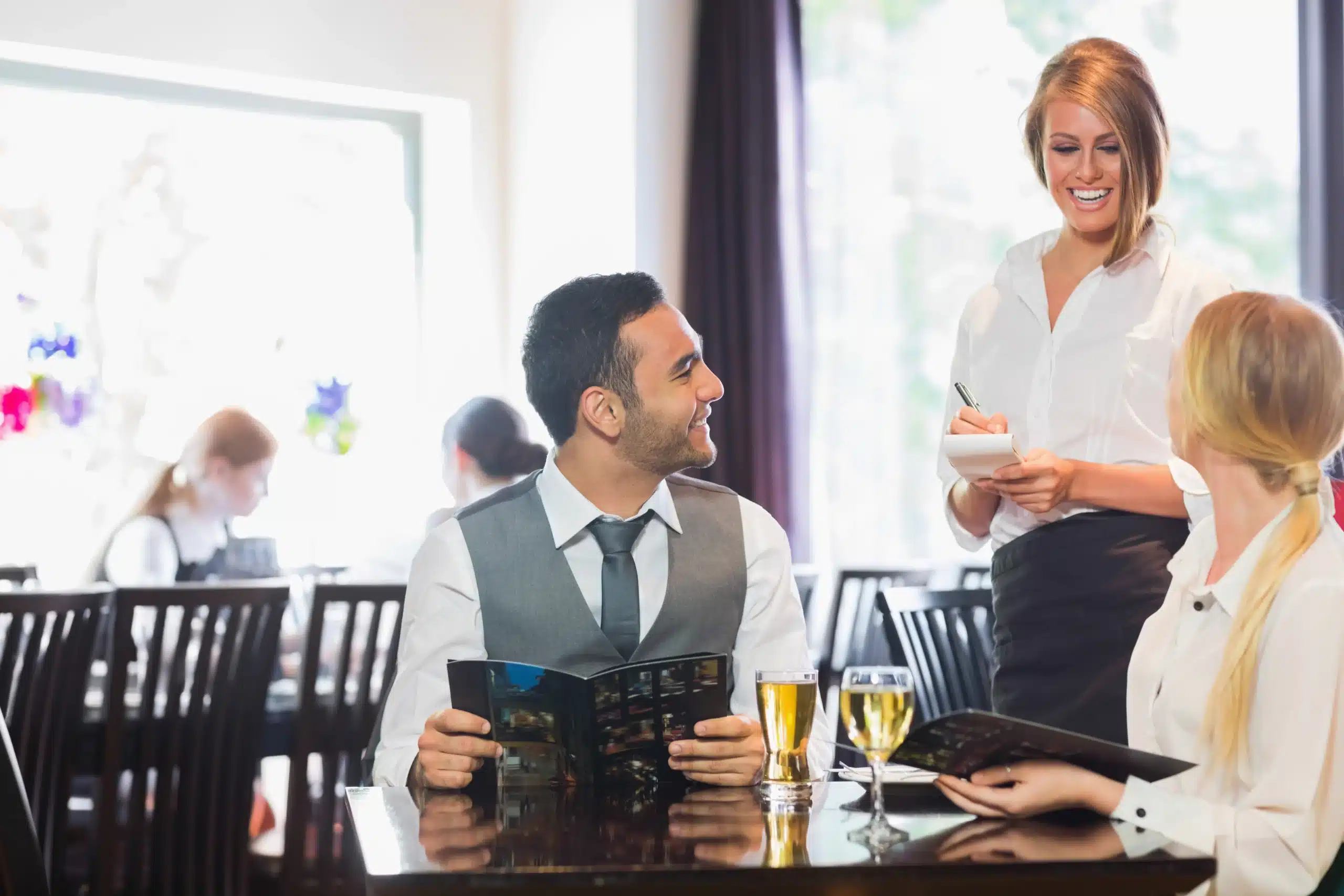 Présenter la carte et les plats en anglais